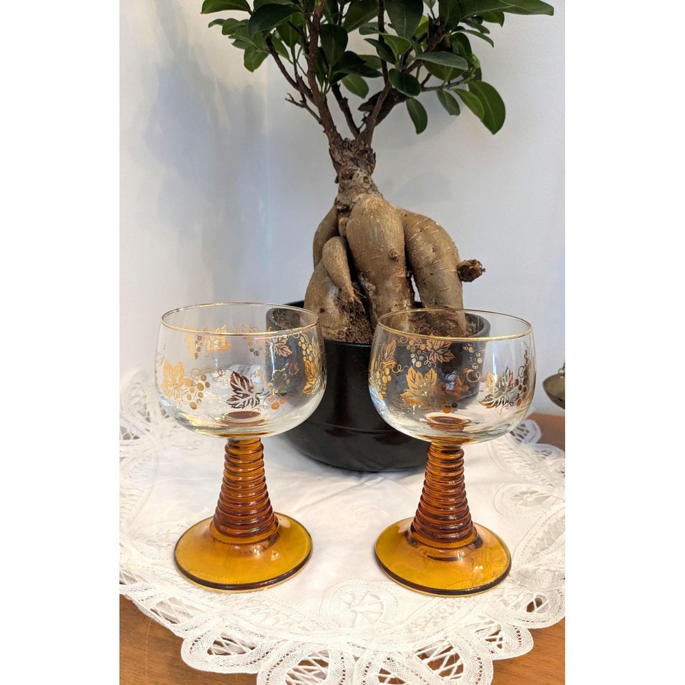 Vintage Luminarc France Amber Wine Glasses – Beehive Stem Grape Pattern – Set 2